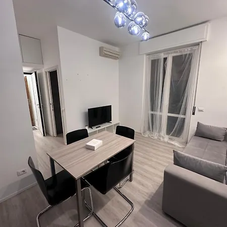 Superstudio - Station 아파트 *