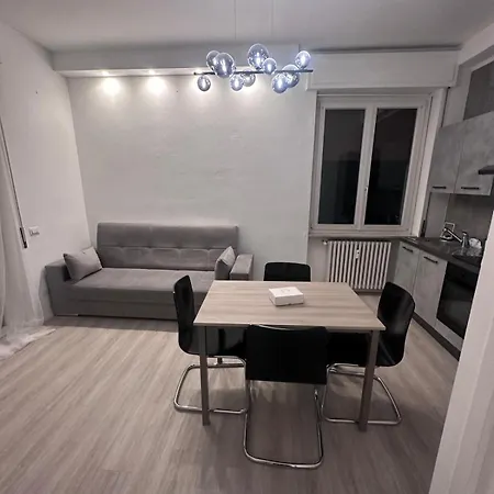 Superstudio - Station 아파트 *